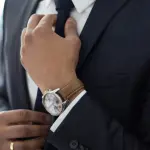 Come vestirsi per una serata elegante: indumenti e accessori per uomo