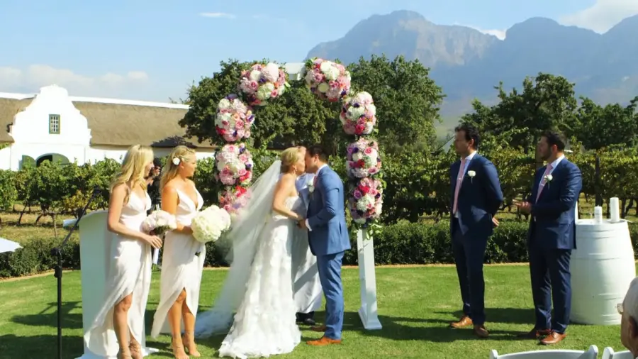 Come organizzare un matrimonio all’aperto: 5 consigli