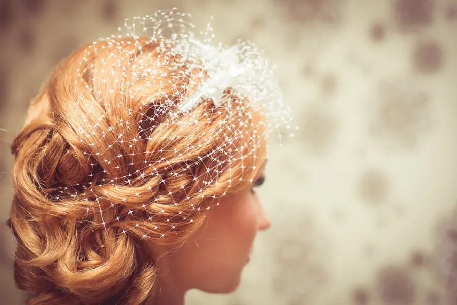 Pettinature sposa capelli corti: novità e acconciature 2017
