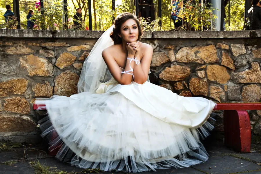 Vestiti da sposa principeschi: gli abiti da sposa da favola